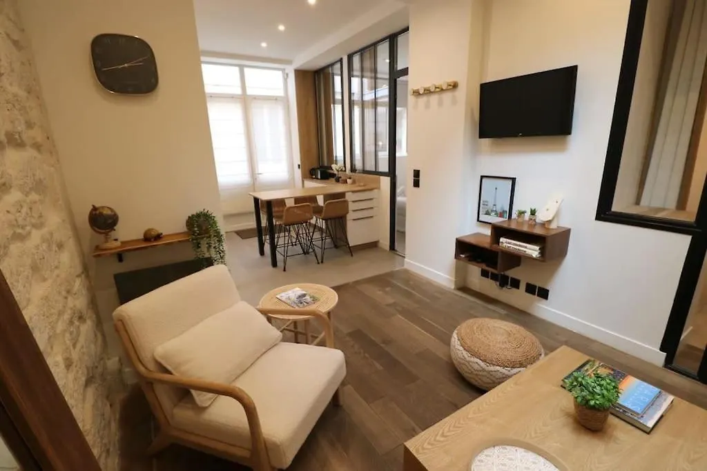 Daire Cosy 2 Chambres / Pere-Lachaise Paris