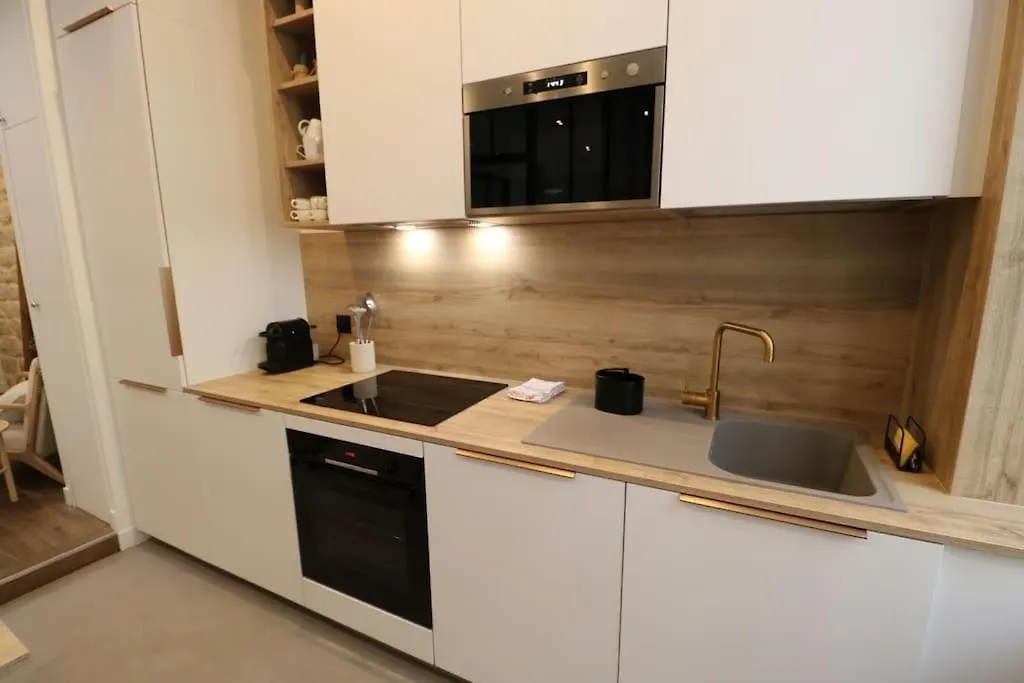 Apartment Cosy 2 Chambres / Pere-Lachaise Paris France